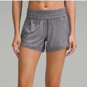 Lululemon tracker low rise lined 4” short heather grey